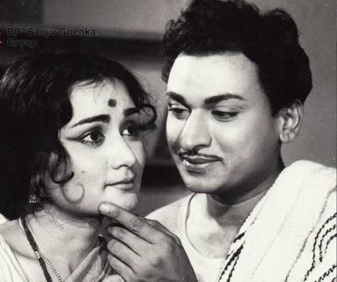 Lyrics of the Kannada Song Haadonda Haaduve from the movie Naandi